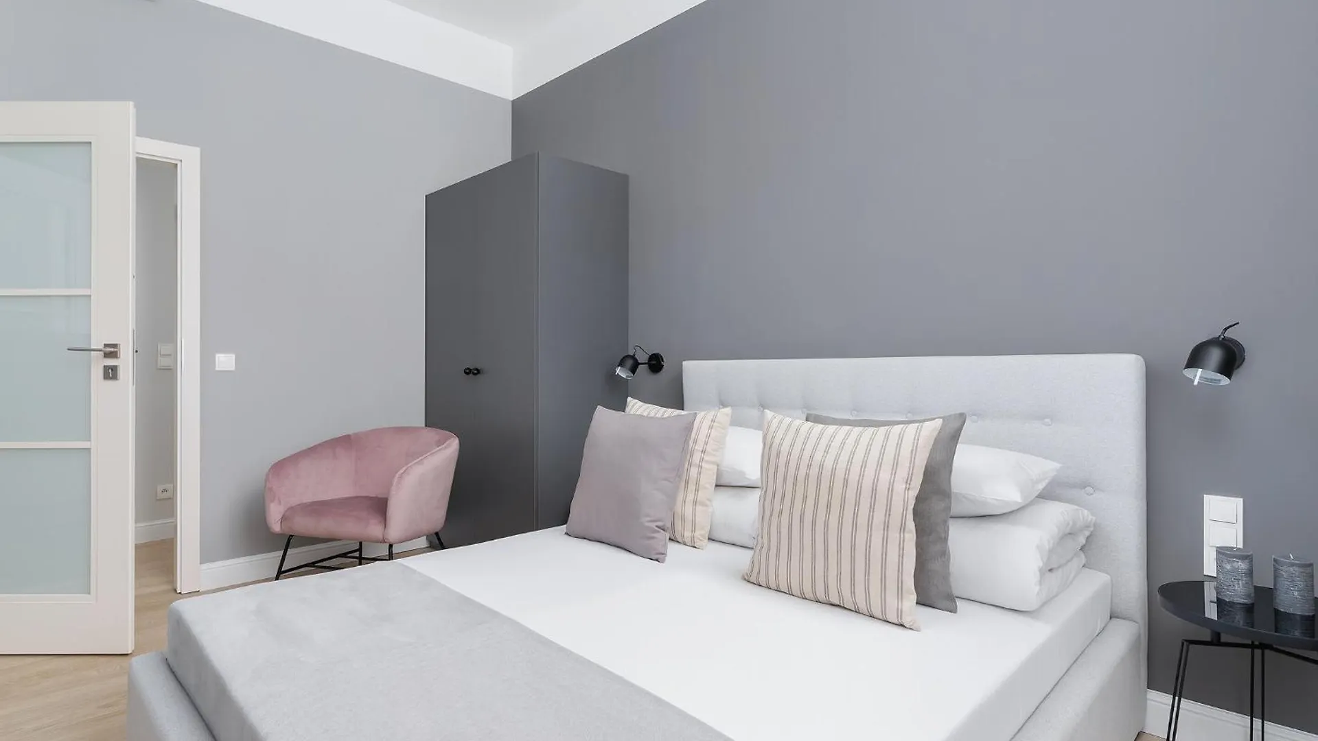 4 Bedroom Apartment - Main Square Cracovia