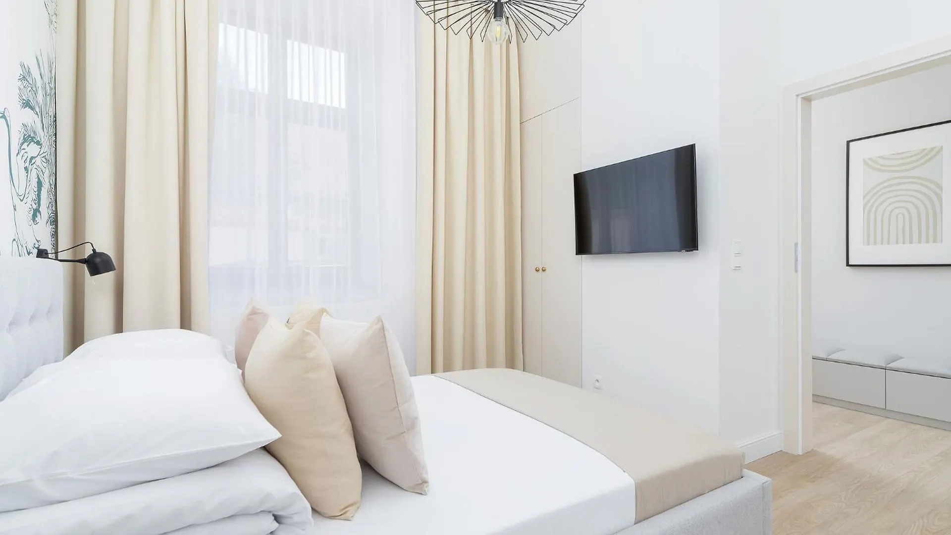4 Bedroom Apartment - Main Square Cracovia Polonia